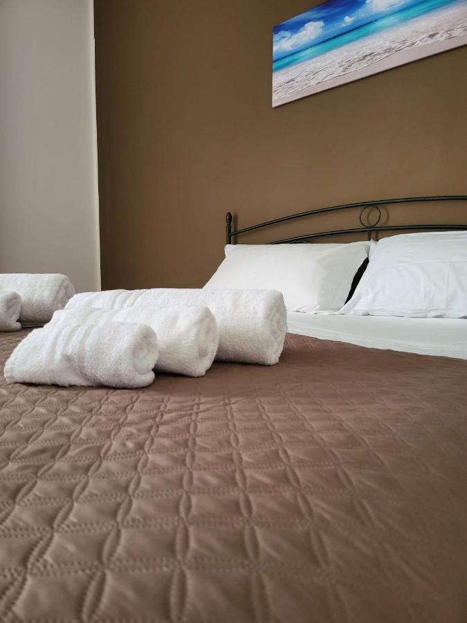La Maison De Marie Rose Hotel ปาแลร์โม ภายนอก รูปภาพ