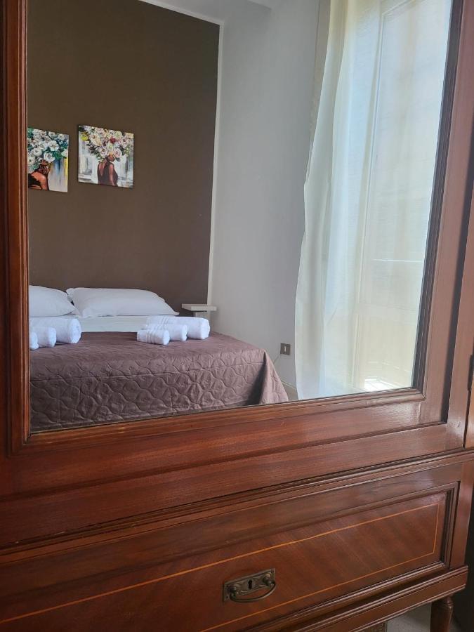 La Maison De Marie Rose Hotel ปาแลร์โม ภายนอก รูปภาพ